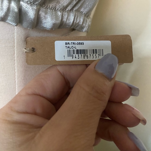 SKIMS Jacquerd Logo Print Bikini Top - Picture 5 of 5